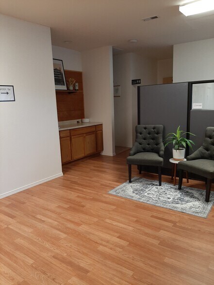 1900 Belmont Loop, Woodland, WA à louer - Photo de l’immeuble – Image 2 sur 30