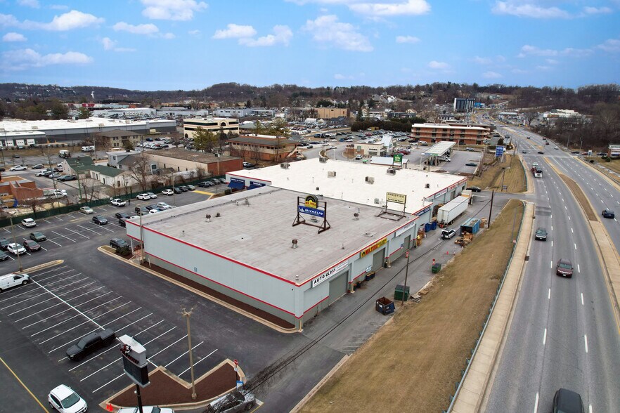 200 W Padonia Rd, Timonium, MD à louer - Photo de l’immeuble – Image 2 sur 8