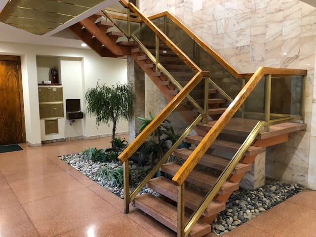 5 Schuman Rd, Millwood, NY à louer Photo de l’immeuble– Image 1 sur 10