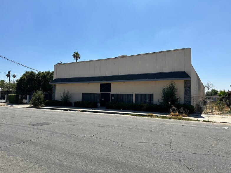 431 W 10th St, San Bernardino, CA à vendre - Photo de l’immeuble – Image 2 sur 20