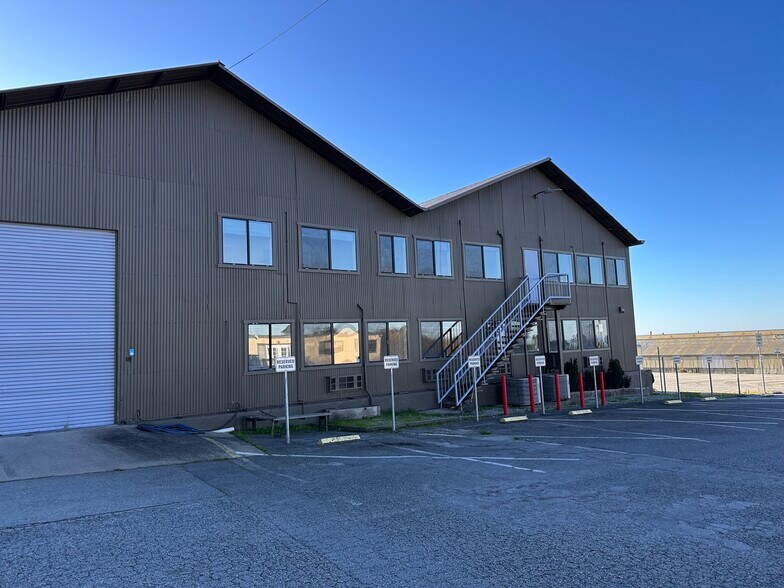 2651 N Cabrillo Hwy, Half Moon Bay, CA à louer - Photo de l’immeuble – Image 2 sur 8