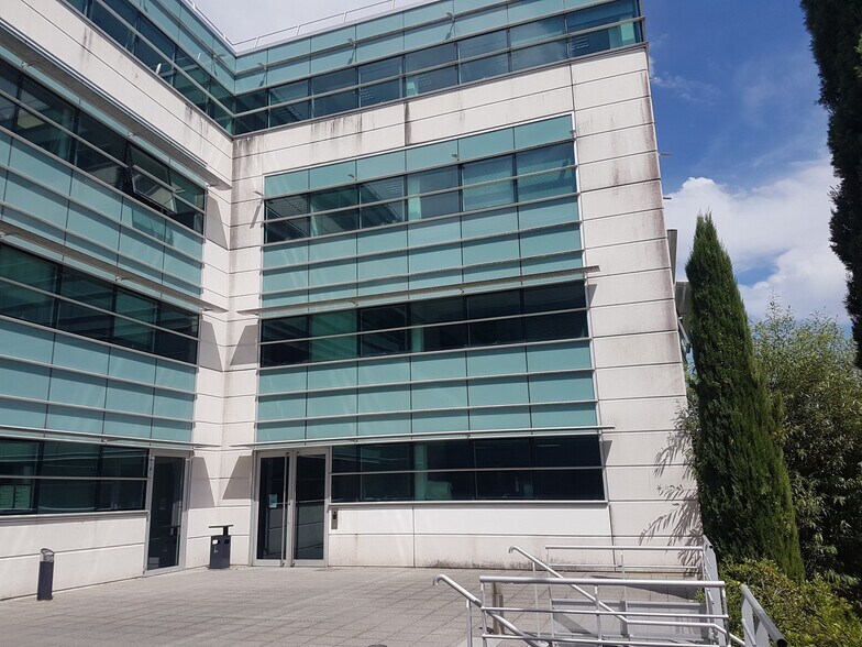 Bureau dans Mérignac à louer - Photo de l’immeuble – Image 2 sur 8