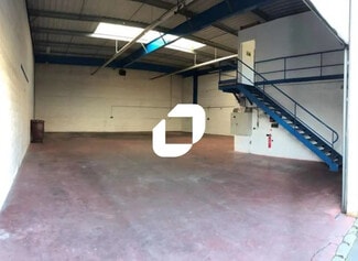 Plus de détails pour Bureau, Local d'activités à louer