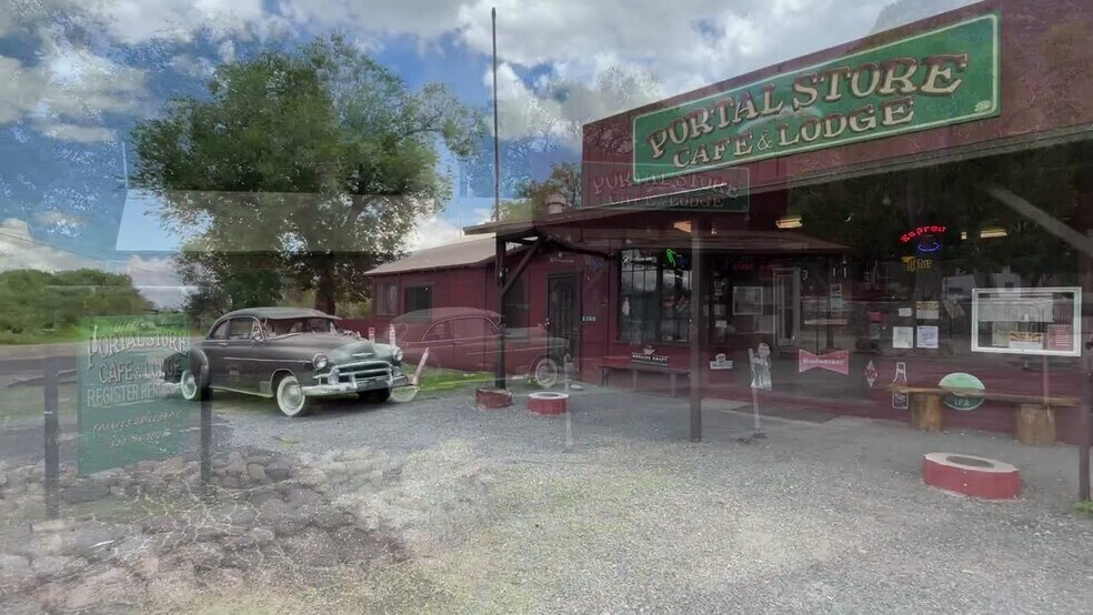 2358 S Rock House Rd, Portal, AZ à vendre - Vidéo sur l’annonce professionnelle – Image 2 sur 57