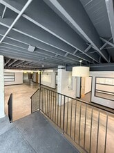 6321 Clayton Ave, Saint Louis, MO à louer Photo de l’immeuble– Image 2 sur 11