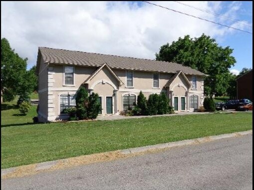 1049 Martha Glass Dr, Jefferson City, TN à vendre - Photo de l’immeuble – Image 2 sur 7