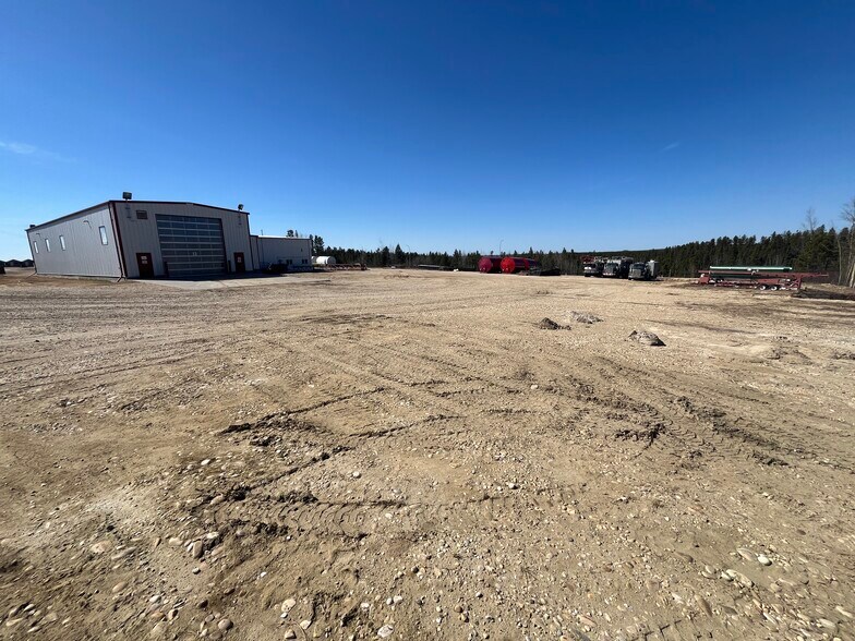 5114 North Ave, Swan Hills, AB à vendre - Photo de l’immeuble – Image 3 sur 6