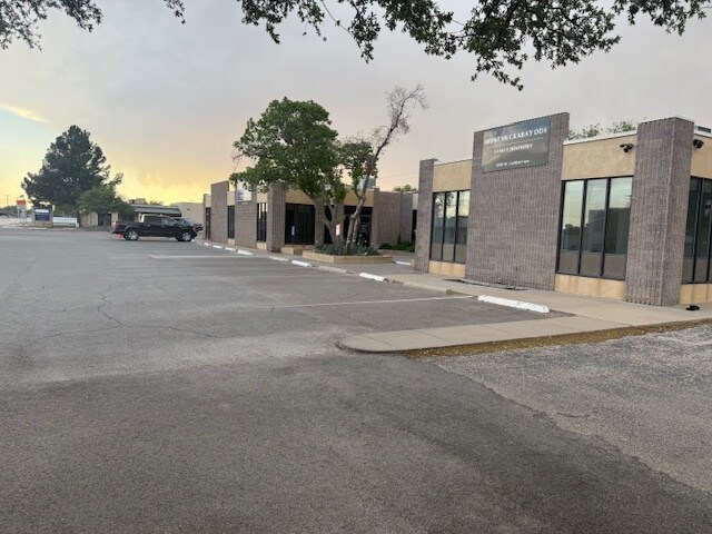 2000 W Cuthbert Ave, Midland, TX à vendre - Photo de l’immeuble – Image 3 sur 9