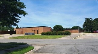 Plus de détails pour 200 Forrest Park Rd, Bartlesville, OK - Spécialisé à vendre