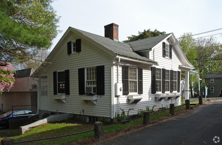 775 Farmington Ave, Farmington, CT à vendre - Photo de l’immeuble – Image 2 sur 3