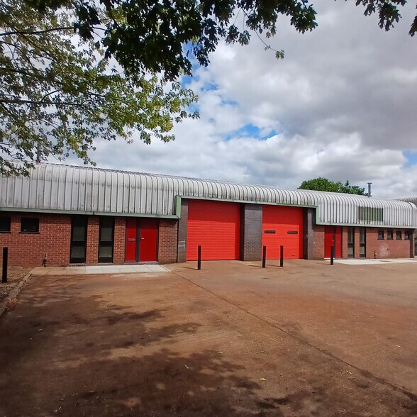 5A-5B Glaven Rd, Holt à louer - Photo de l’immeuble – Image 3 sur 4