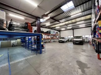 Plus de détails pour Bureau, Local d'activités à louer