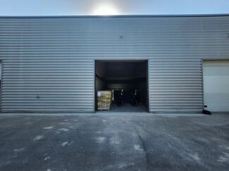 Plus de détails pour Local d'activités à louer