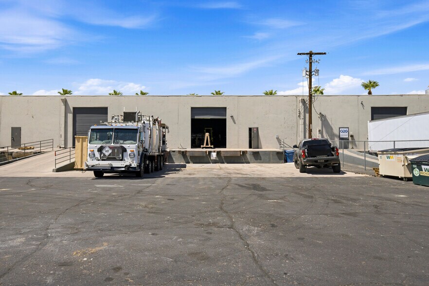 925-1027 W 23rd St, Tempe, AZ à louer - Photo de l’immeuble – Image 2 sur 46