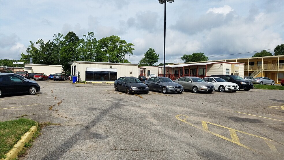 3335 N Military Hwy, Norfolk, VA à vendre - Photo de l’immeuble – Image 1 sur 14