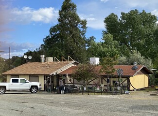 Plus de détails pour 6065 State Highway 49 N, Mariposa, CA - Spécialisé à vendre