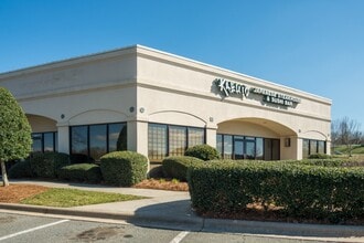 1001 E Wt Harris Blvd, Charlotte, NC à louer Photo intérieure– Image 1 sur 1