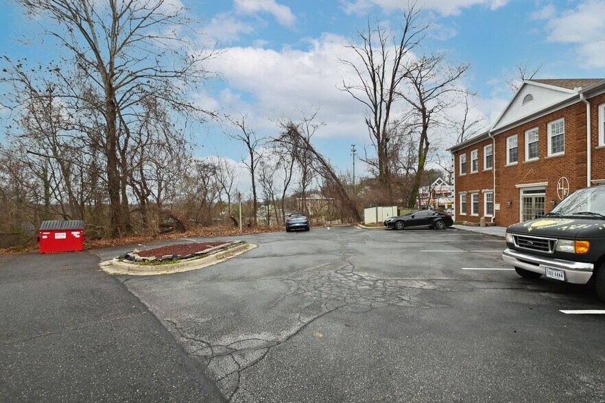 10901 Indian Head Hwy, Fort Washington, MD à vendre - Photo de l’immeuble – Image 3 sur 19