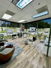 1000 NW 65th St, Fort Lauderdale, FL à louer Photo de l’immeuble– Image 2 sur 7