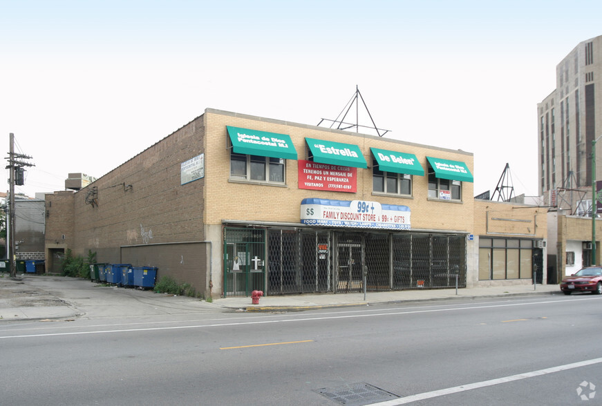 3430 W Diversey Ave, Chicago, IL à louer - Photo de l’immeuble – Image 2 sur 23