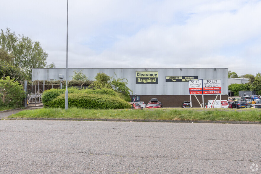 Cronin Rd, Corby à louer - Photo de l’immeuble – Image 1 sur 2