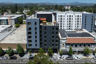420 Mendocino Ave, Santa Rosa, CA - VUE AÉRIENNE  vue de carte - Image1