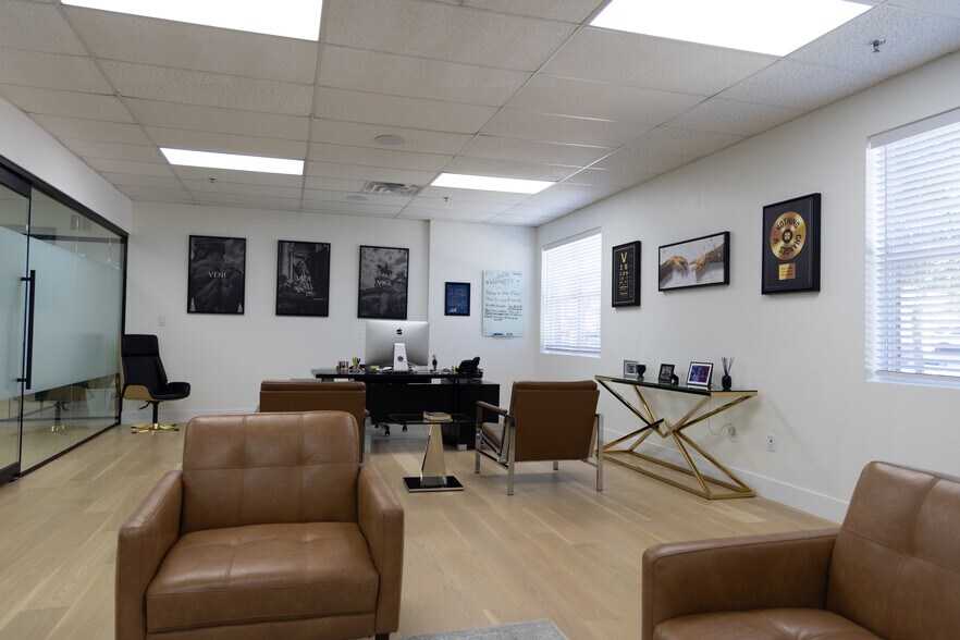 515 W Southlake Blvd, Southlake, TX à louer - Photo de l’immeuble – Image 3 sur 44