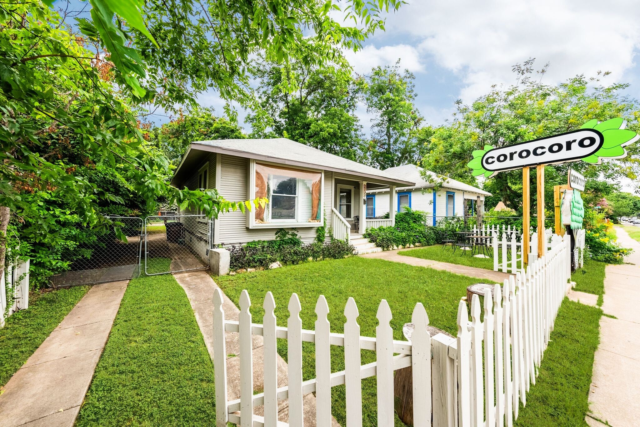 2032 E Cesar Chavez St, Austin, TX à vendre Photo principale– Image 1 sur 26
