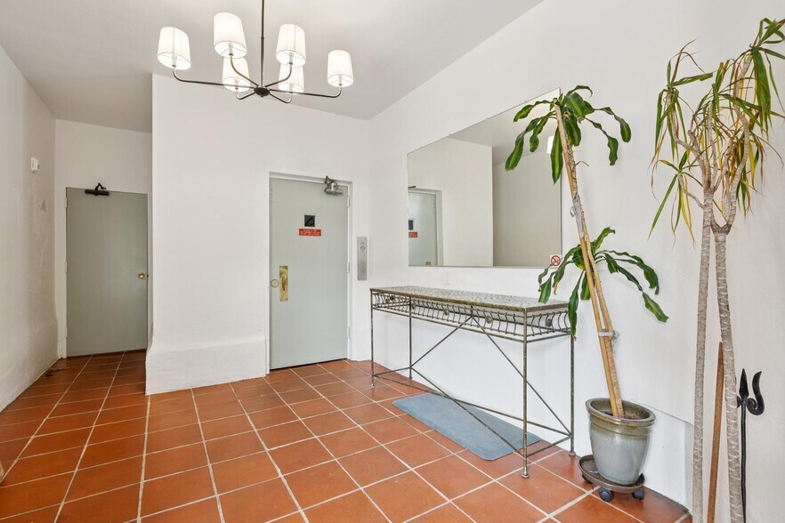 1321 Columbus Ave, San Francisco, CA à vendre - Photo de l’immeuble – Image 2 sur 29