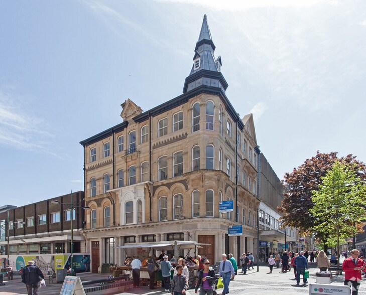 25-26 Commercial St, Newport à vendre - Photo de l’immeuble – Image 2 sur 3