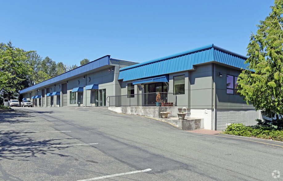 21718 66th Ave W, Mountlake Terrace, WA à louer - Photo de l’immeuble – Image 1 sur 2