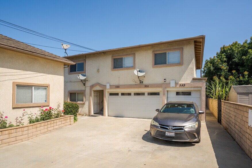547 William St, Pomona, CA à vendre - Photo de l’immeuble – Image 2 sur 9