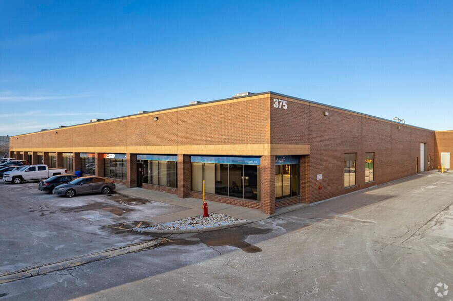 375 Admiral Blvd, Mississauga, ON à louer - Photo principale – Image 1 sur 5