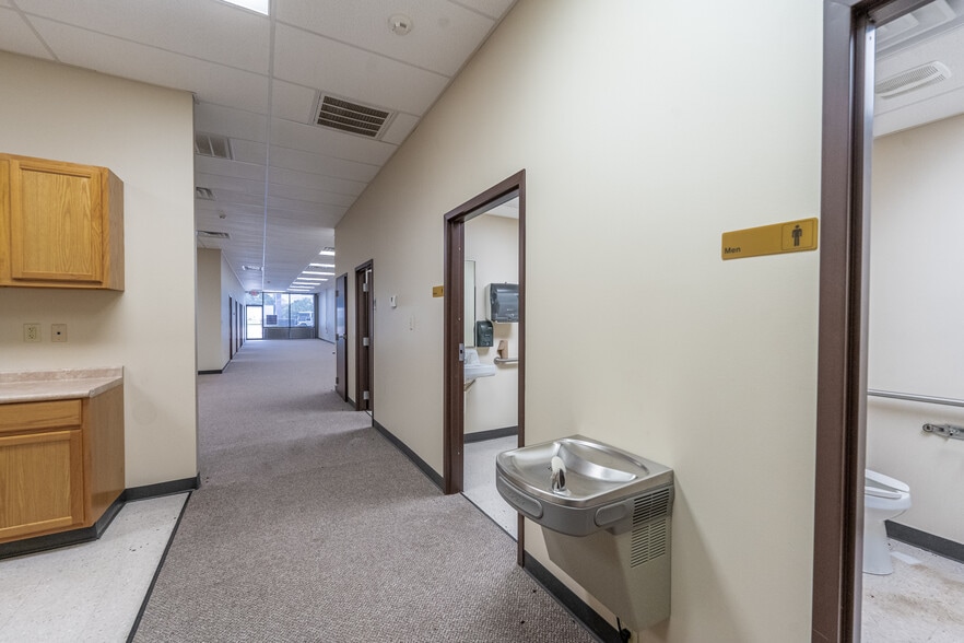 5803 Coliseum Blvd, Alexandria, LA à louer - Photo de l’immeuble – Image 3 sur 9