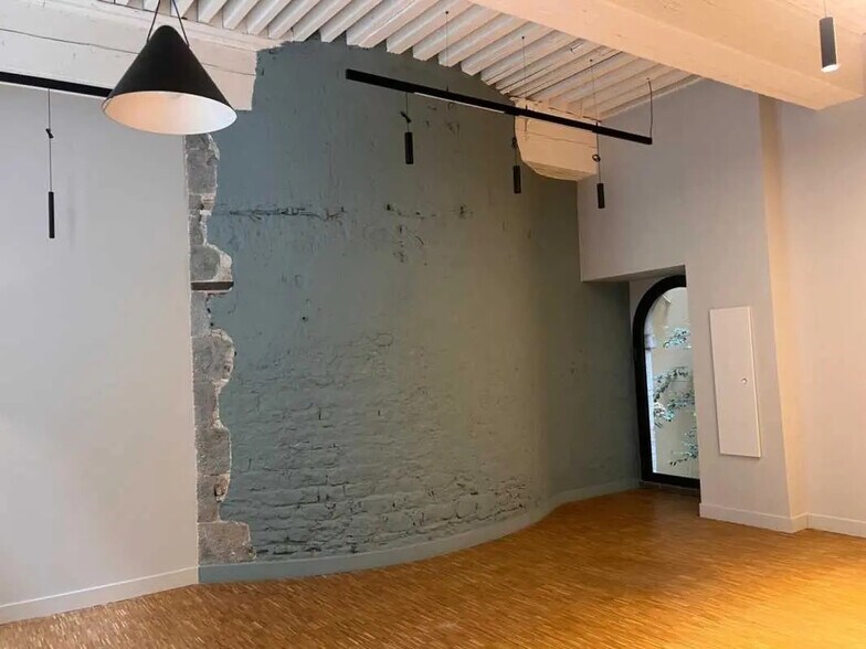 Bureau dans Lyon à louer - Photo de l’immeuble – Image 2 sur 10