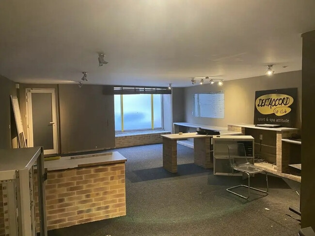 Plus de détails pour 76 Rue D'Italie, Marseille - Local commercial à louer