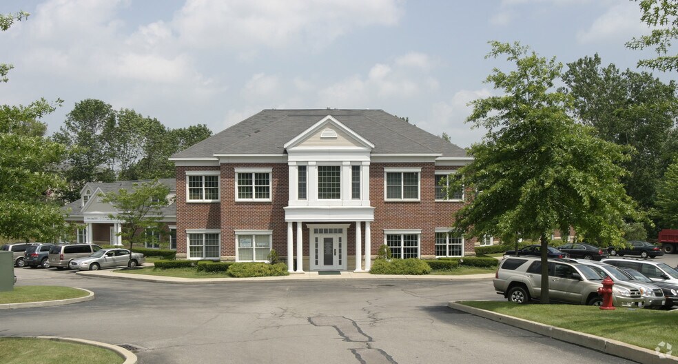 807 E Washington St, Medina, OH à louer - Photo de l’immeuble – Image 2 sur 7