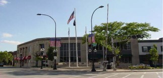 Plus de détails pour 135 Park Ave, Barrington, IL - Bureau à vendre