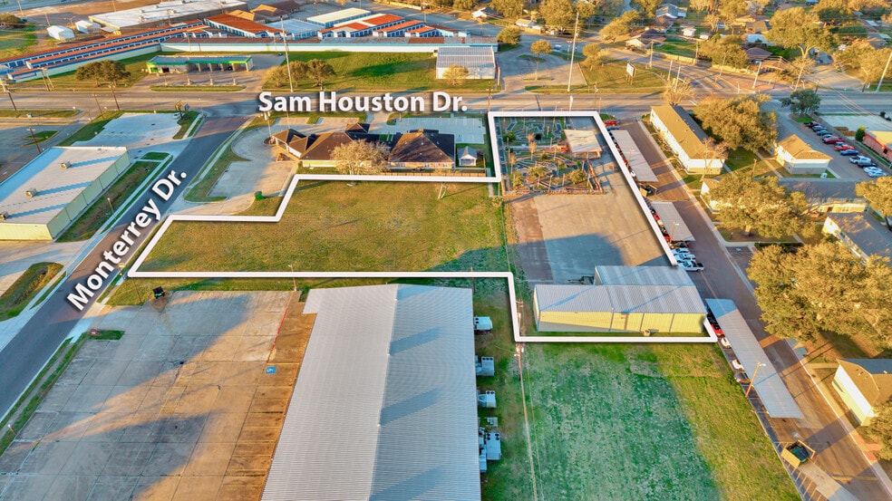3102 Sam Houston Dr, Victoria, TX à vendre - Aérien – Image 3 sur 13