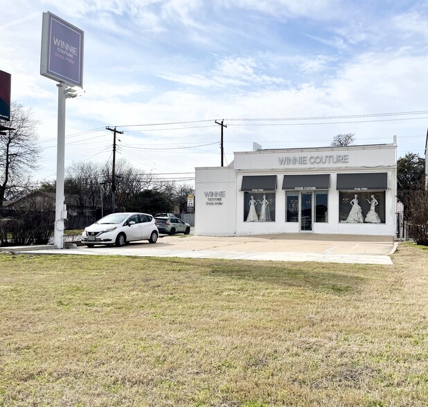 7700 N Lamar Blvd, Austin, TX à vendre - Photo de l’immeuble – Image 1 sur 24