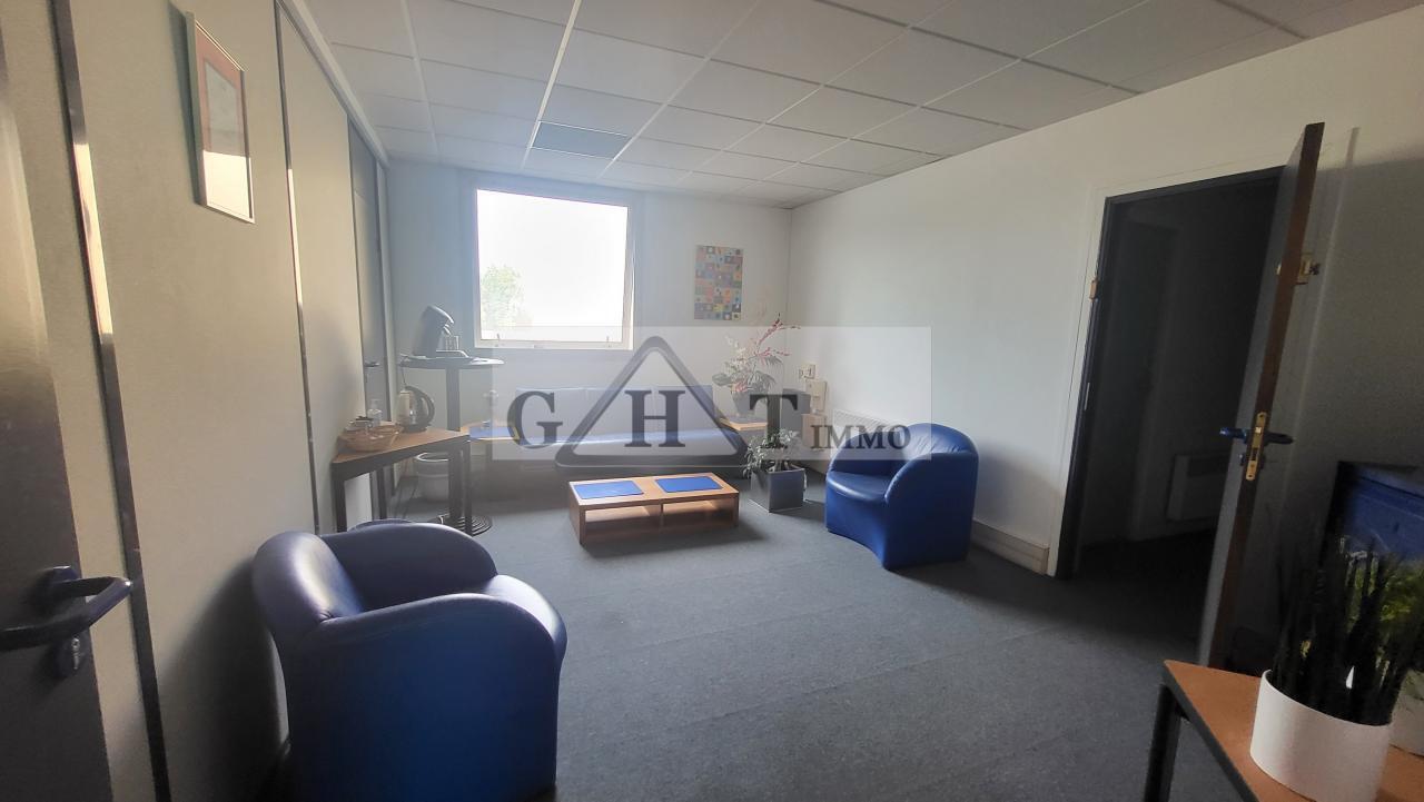 Bureau dans Lognes à vendre Photo intérieure– Image 1 sur 8