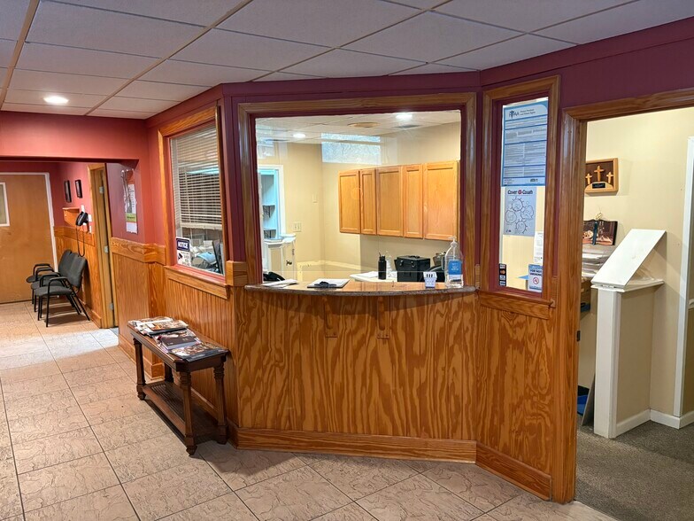 906 Abercorn St, Savannah, GA à louer - Photo de l’immeuble – Image 3 sur 19