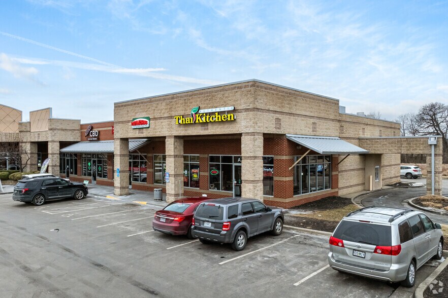 19321 E Us-40 Hwy, Independence, MO à vendre - Photo de l’immeuble – Image 2 sur 18