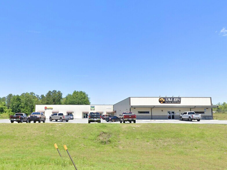 301 Commerce Blvd, Midway, FL à vendre - Photo de l’immeuble – Image 1 sur 10