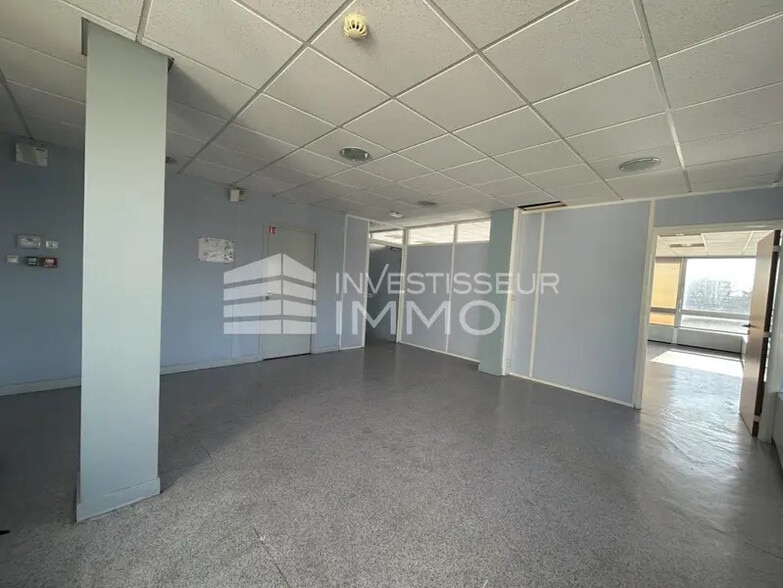 Bureau dans Cergy à louer - Photo intérieure – Image 3 sur 11