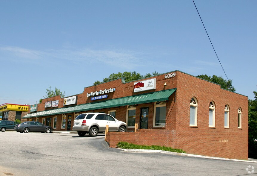 6099 Buford Hwy, Norcross, GA à vendre - Photo de l’immeuble – Image 2 sur 15