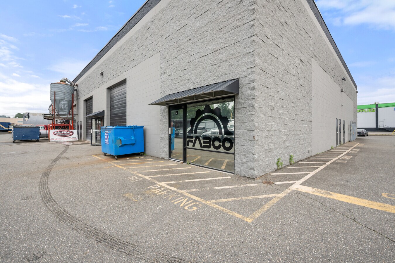3225 Mccallum Rd, Abbotsford, BC V2S 7W5 - Lot 7 - - Photo intérieure - Image 1 of 9
