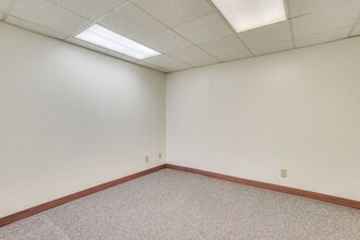 1065 W Magnolia Ave, Fort Worth, TX à louer Photo intérieure– Image 2 sur 13
