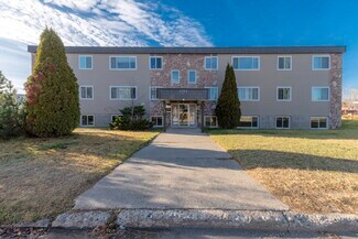 Plus de détails pour 1753 Upland St, Prince George, BC - Logement à vendre