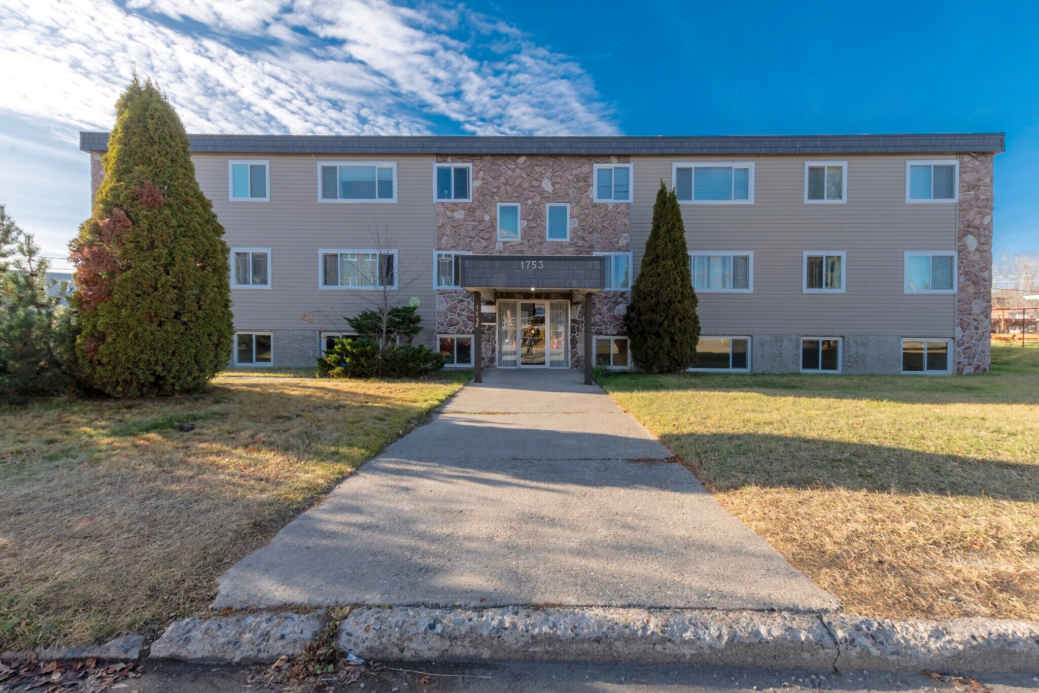 1753 Upland St, Prince George, BC à vendre Photo de l’immeuble– Image 1 sur 11